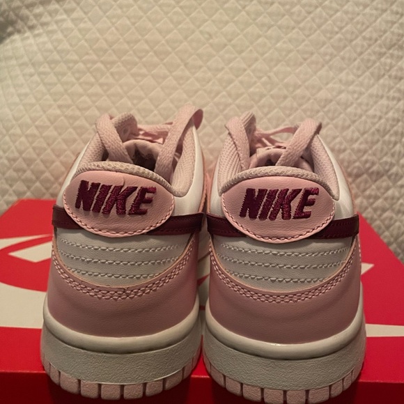 Pink foam Nike dunk women’s 7 - Picture 5 of 6